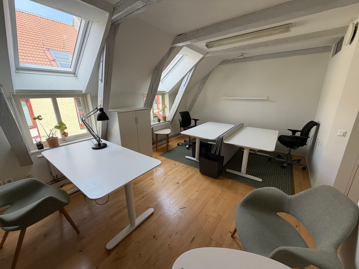 Mellanstort kontor 18–23 m² på Mölleborgen kontorshotell, Möllegränden 22 Helsingborg, bild 2