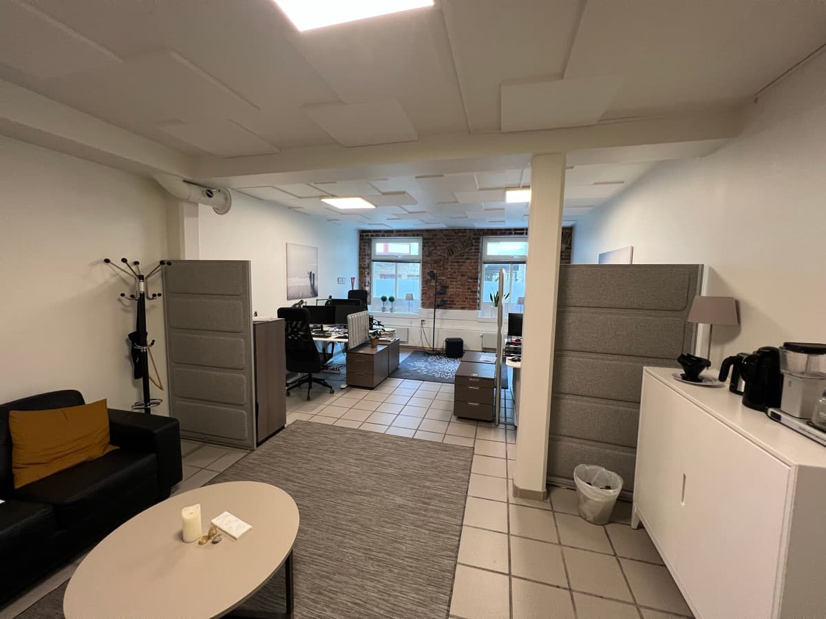 Stort kontor 31–35 m² på Mölleborgen kontorshotell, Möllegränden 22 Helsingborg, bild 1